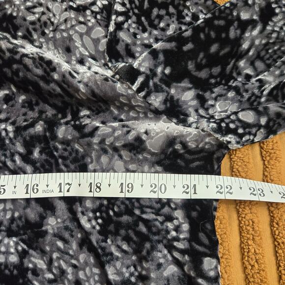 J Jill Womens Whimsigoth Silk Blend Velvet Oversized Semi-sheer Button Up Top L - Picture 11 of 12